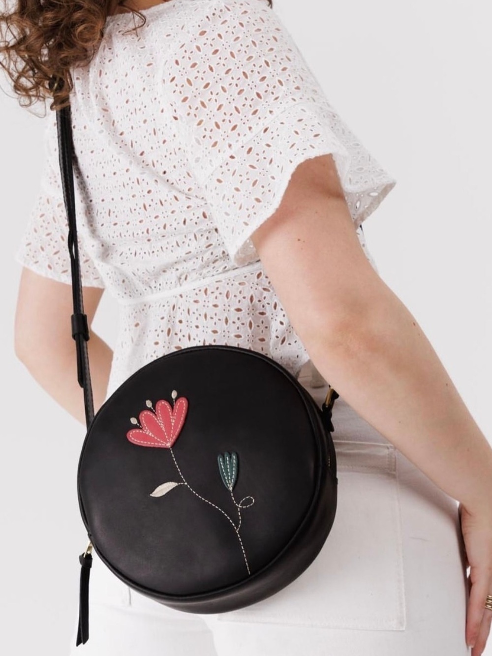 Portland Leather Circle Crossbody Bag Blossom Black
